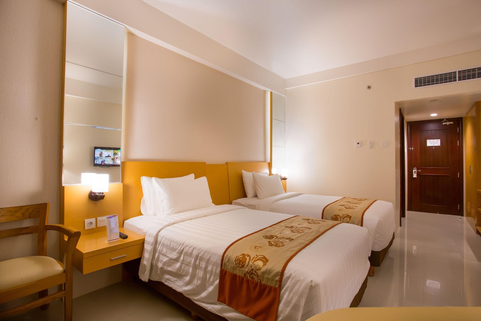 Golden Palace Hotel Lombok Mataram Kültér fotó