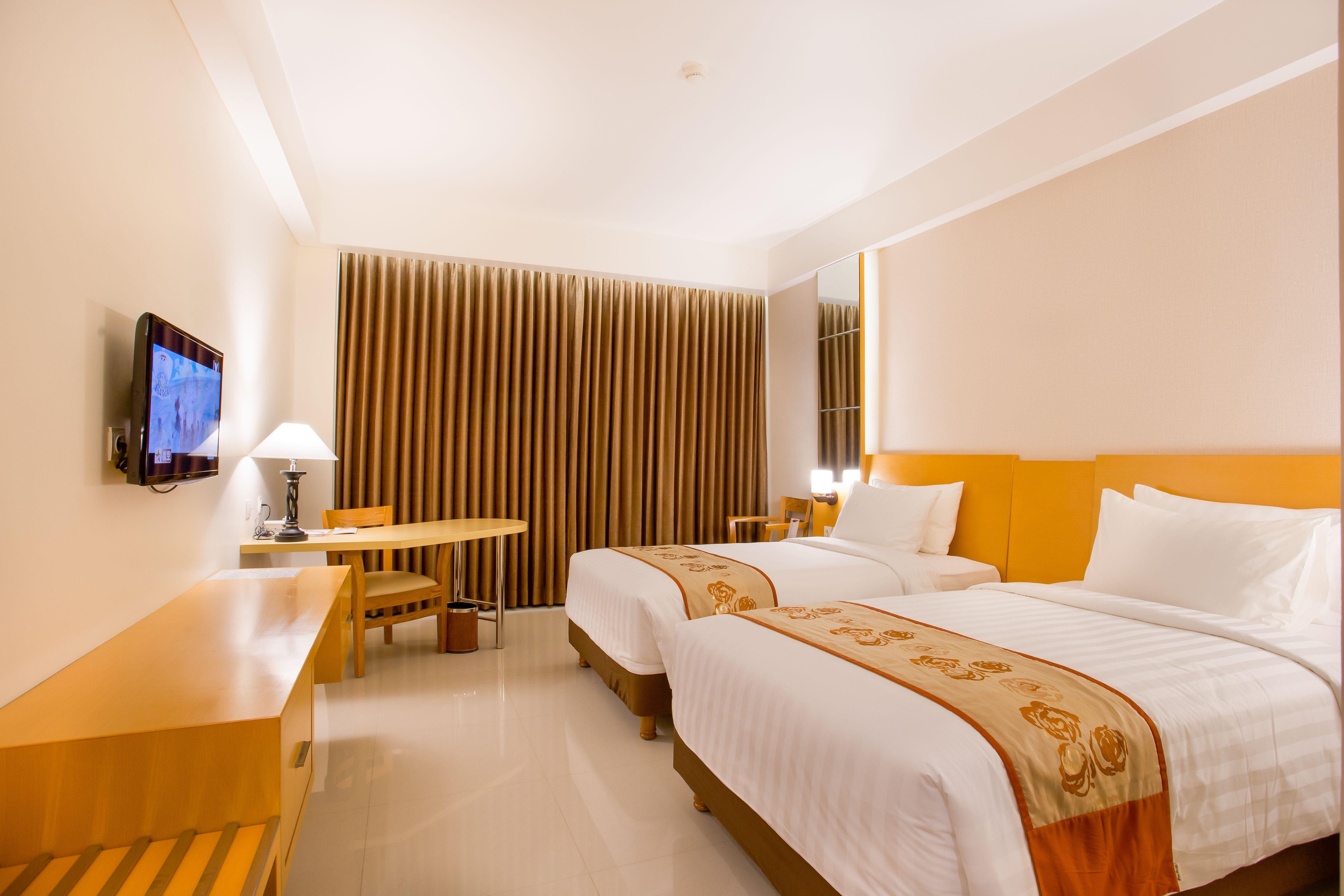 Golden Palace Hotel Lombok Mataram Kültér fotó