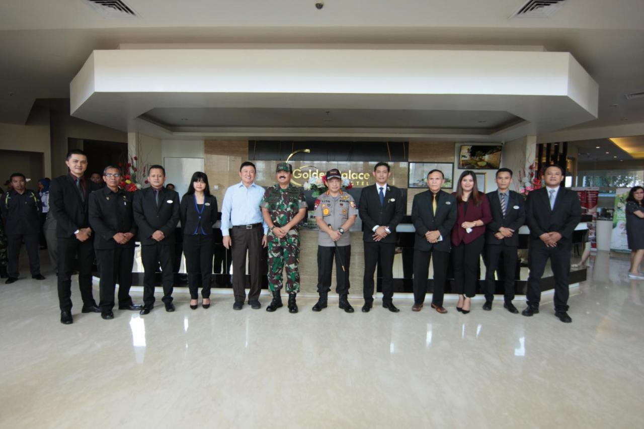 Golden Palace Hotel Lombok Mataram Kültér fotó